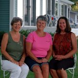 2010_BirdFamily_SueLissaMarcy