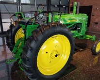 2025_JohnDeerePavillion_Moline-07