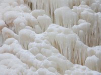 StarvedRockHike 0022  Starved Rock Ice Falls Hike - 2010-01 : Starved Rock, Illinois